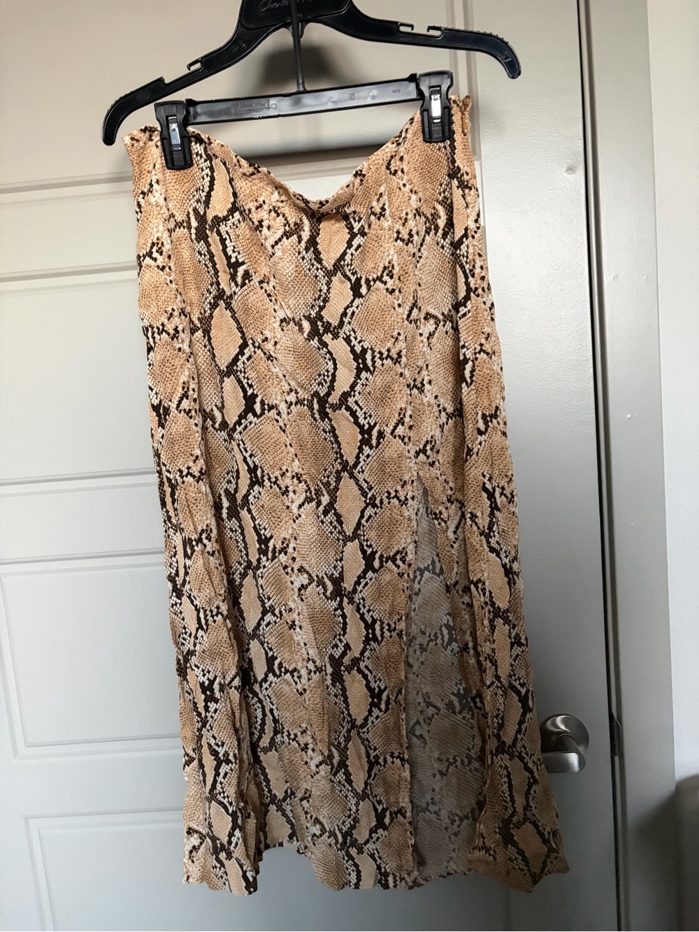 H&M Beige and Black Snake-Print Midi Skirt